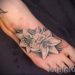 tatouage lys blanc - exemple photo du tatouage 13072016 1