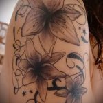 тату лилия для девушек - фото пример татуировки от 13072016 2