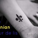 французская лилия тату - фото пример татуировки от 13072016 1