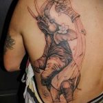 Aquarius tattoo on his shoulder - a photo - an example of the finished tattoo 01082016 1037 tatufoto.ru