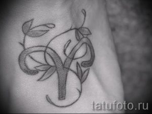 Aries tatouage pour les filles - une photo du tatouage fini sur 02082016 2007 tatufoto.ru