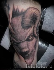Aries tattoo on his arm - a photo of the finished tattoo 02082016 2018 tatufoto.ru