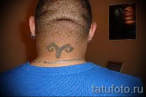 Aries tattoo on his neck - a photo of the finished tattoo 02082016 2020 tatufoto.ru