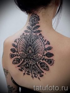 Bild - weibliche Tätowierung kühlsten - Beispiel 2004 tatufoto.ru