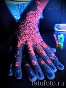 Foto - Licht cooles Tattoo - ein Beispiel 1039 tatufoto.ru