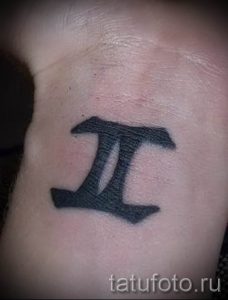 Foto - Tattoo auf dem Handgelenk Zwillinge - Option 1005 tatufoto.ru