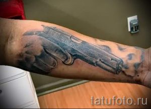 Foto - cool Tätowierung auf der Hand für Männer - ein Beispiel 3015 tatufoto.ru