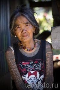 It looks like a tattoo in his old age - an example of a photo 01082016 7
