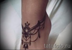 Mehendi sur le bracelet de la jambe - options pour tatouage au henné temporaire sur 05082016 1090 tatufoto.ru