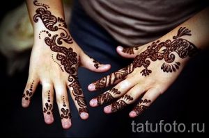 Pictures mehendi on the hands - Photo temporary henna tattoo 2197 tatufoto.ru