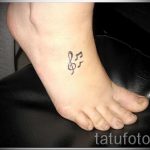 Tattoo-Zetteln auf sein Bein - ein Foto des fertigen Tätowierung 02082016 1077 tatufoto.ru
