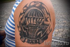 für Airborne Tattoo - Foto Beispiel der Tätowierung 2033 tatufoto.ru