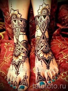 henna on the foot figures - variations on a temporary henna tattoo 05082016 1017 tatufoto.ru
