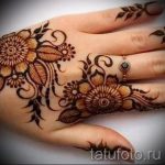 mehendi Muster auf der Hand - eine temporäre Henna-Tattoo Foto 16086 tatufoto.ru