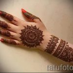 mehendi auf ihrem Arm Armband - Bild temporäre Henna-Tattoo 2059 tatufoto.ru