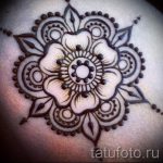 mehendi auf ihrem Arm Lichtmuster für Anfänger - Bild temporäre Henna-Tattoo 1065 tatufoto.ru
