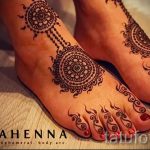 mehendi auf ihren Zehen - Optionen für temporäre Henna-Tattoo auf 05082016 1047 tatufoto.ru