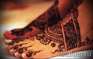 mehendi designs on the foot - options for temporary henna tattoo on 05082016 1057 tatufoto.ru