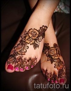 mehendi flowers foot - options for temporary henna tattoo on 05082016 1065 tatufoto.ru