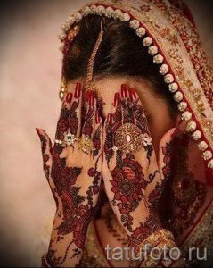 mehendi on a hand photo for girls - a temporary henna tattoo photo 1091 tatufoto.ru