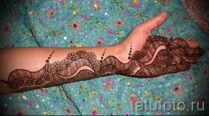 mehendi on a hand snake - photos temporary henna tattoo 1096 tatufoto.ru