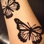 mehendi on foot Butterfly - options for temporary henna tattoo on 05082016 2070 tatufoto.ru