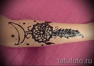 mehendi on hand Dreamcatcher - Picture temporary henna tattoo 1101 tatufoto.ru