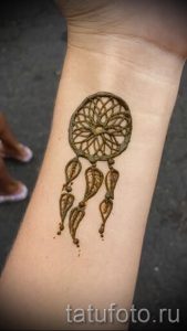 mehendi on hand Dreamcatcher - Picture temporary henna tattoo 2102 tatufoto.ru