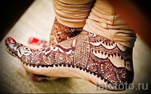 mehendi patterns on the leg - options for temporary henna tattoo on 05082016 2087 tatufoto.ru