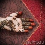 mehendi sur les deux mains - une photo de tatouage au henné temporaire 1150 tatufoto.ru