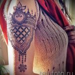 mehendi tattoo on his arm - a temporary henna tattoo photo 1187 tatufoto.ru