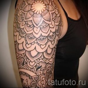 mehendi tattoo on his arm - a temporary henna tattoo photo 2188 tatufoto.ru