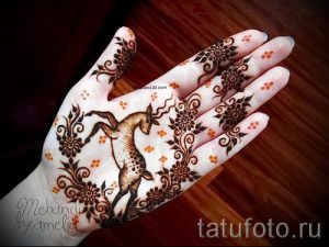 mehendi à portée de main pour les garçons - Photo henné tatouage temporaire 1017 tatufoto.ru