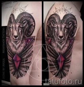 ram tatouage sur son épaule - une photo du tatouage fini 02082016 1034 tatufoto.ru