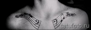 tatouage note sur la clavicule - la photo du tatouage fini sur 02082016 1024 tatufoto.ru