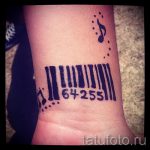 tattoo notes on his wrist - a photo of the finished tattoo 02082016 1058 tatufoto.ru