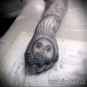 tribal-tattoo-designs-for-men-hand-tattoo-ideas-for-men 14123 tatufoto.ru