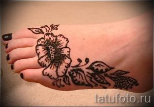 легкое мехенди на ноге - варианты временной тату хной от 05082016 2121 tatufoto.ru