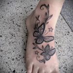 мехенди на ноге бабочка - варианты временной тату хной от 05082016 3130 tatufoto.ru