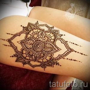 мехенди на ноге на бедре - варианты временной тату хной от 05082016 2157 tatufoto.ru