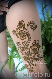 мехенди на ноге на ляжке - варианты временной тату хной от 05082016 2164 tatufoto.ru