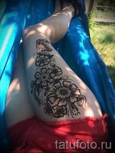 мехенди на ноге подвязка - варианты временной тату хной от 05082016 9177 tatufoto.ru