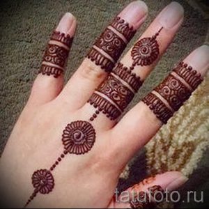 мехенди на пальцах рук - фото временной тату хной 3234 tatufoto.ru