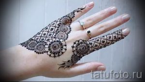 мехенди на пальцах рук - фото временной тату хной 9240 tatufoto.ru