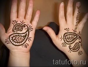 мехенди на руке для детей - фото временной тату хной 4287 tatufoto.ru