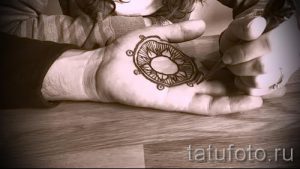 мехенди на руке для мужчин - фото временной тату хной 4303 tatufoto.ru
