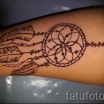 мехенди на руке ловец снов - фото временной тату хной 12358 tatufoto.ru