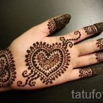 мехенди на руке ребенку - фото временной тату хной 1407 tatufoto.ru