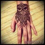 мехенди на руке сова - фото временной тату хной 1419 tatufoto.ru