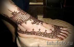 рисунки хной на ноге фото - варианты временной тату хной от 05082016 1256 tatufoto.ru
